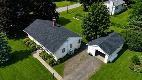 23 Gilbert Street Orono ME 04473
