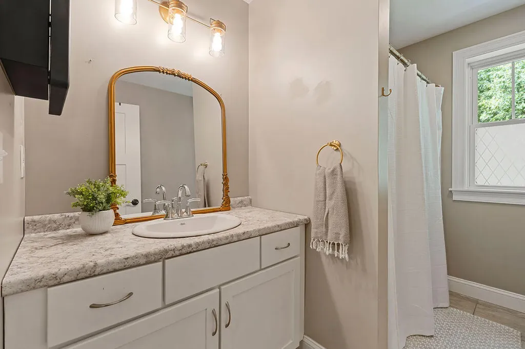 42 Dc Drive Eliot ME 03903