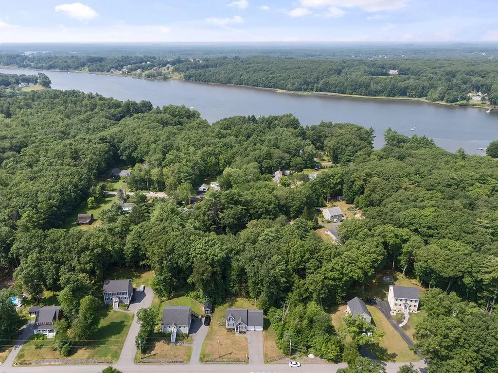 42 Dc Drive Eliot ME 03903