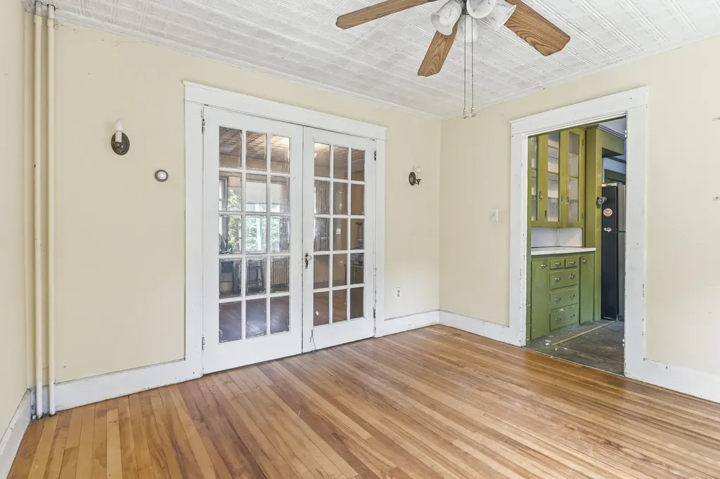 28 Davenport Street Augusta ME 04330