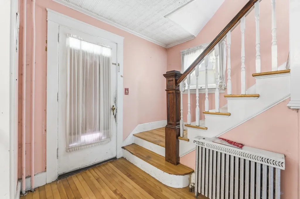 28 Davenport Street Augusta ME 04330