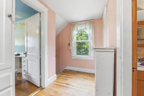 28 Davenport Street Augusta ME 04330