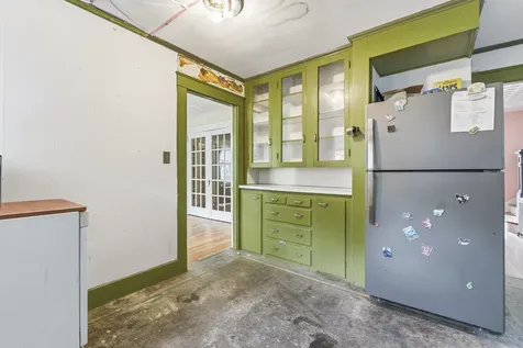 28 Davenport Street Augusta ME 04330