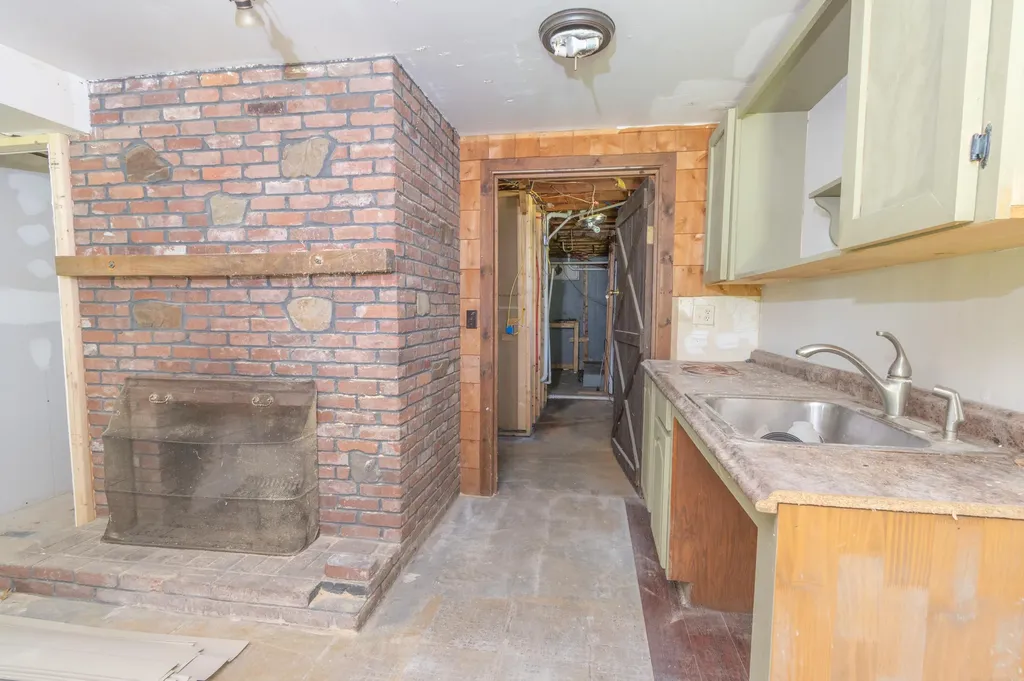 172 Turkey Lane Winthrop ME 04364