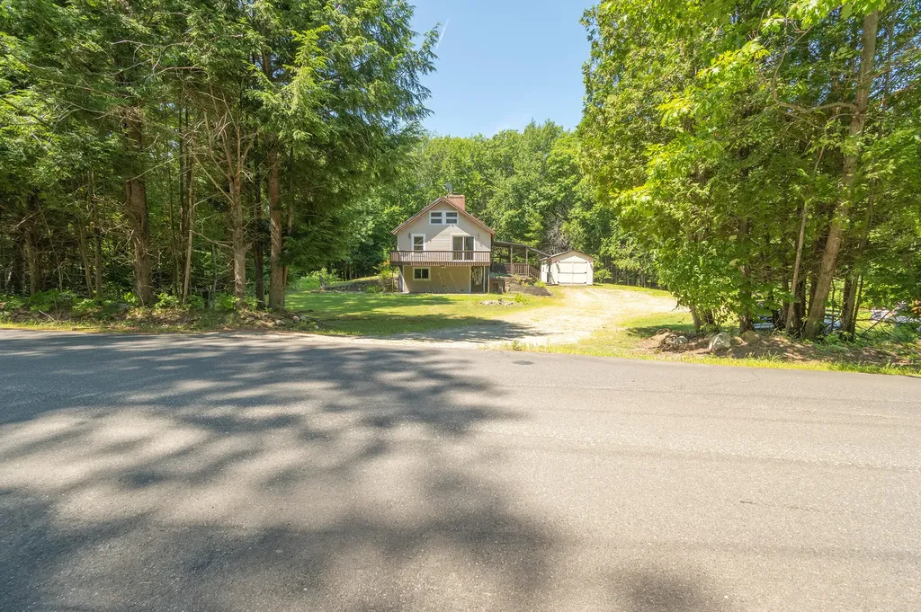 172 Turkey Lane Winthrop ME 04364