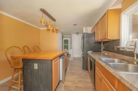 172 Turkey Lane Winthrop ME 04364