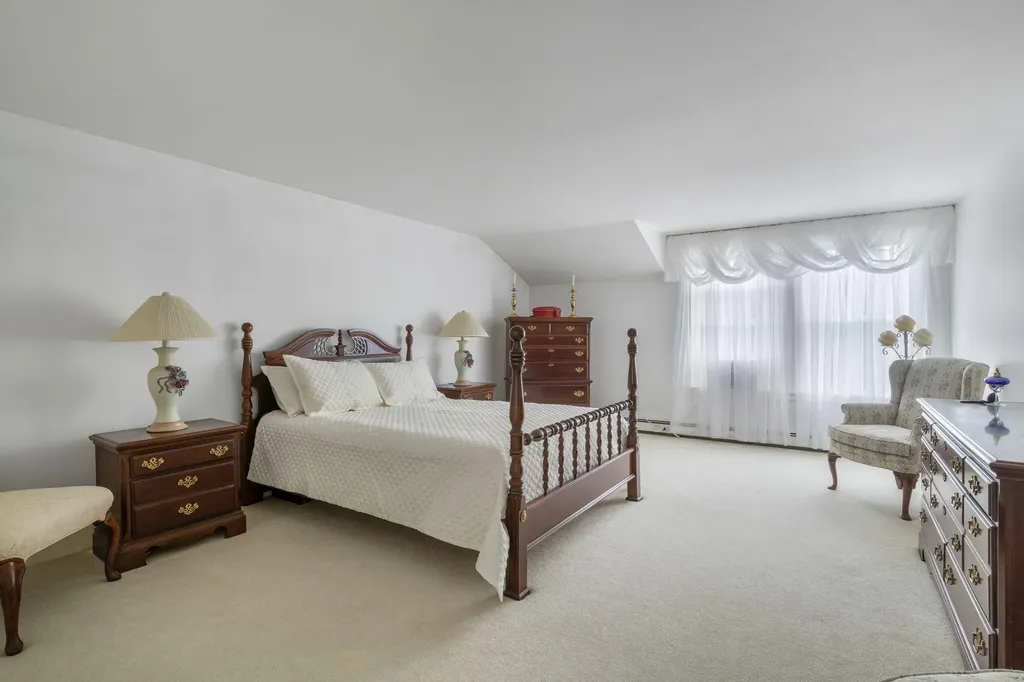 404 Ocean Street South Portland ME 04106