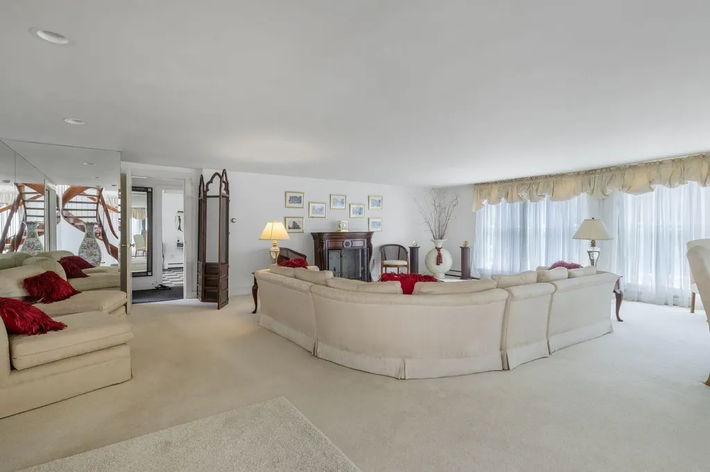 404 Ocean Street South Portland ME 04106