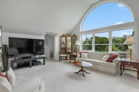 404 Ocean Street South Portland ME 04106