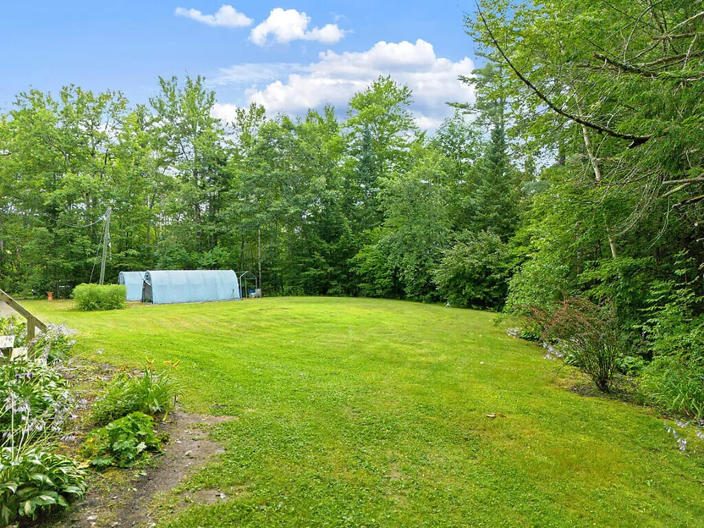 15 Cousins Road Albion ME 04910