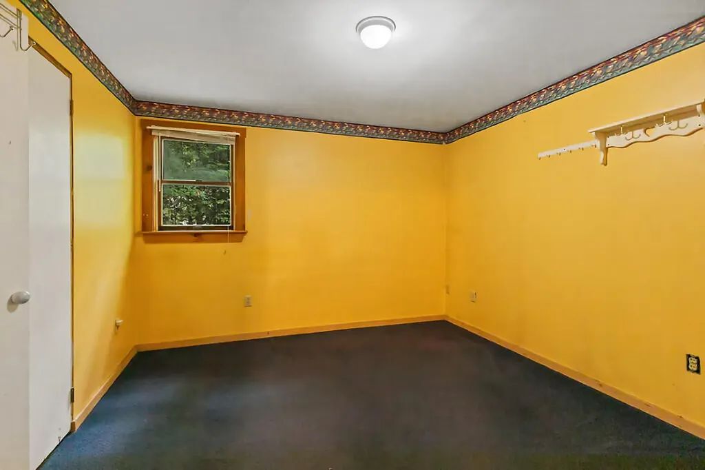 15 Cousins Road Albion ME 04910