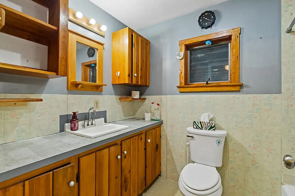 15 Cousins Road Albion ME 04910