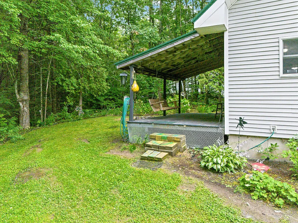 15 Cousins Road Albion ME 04910