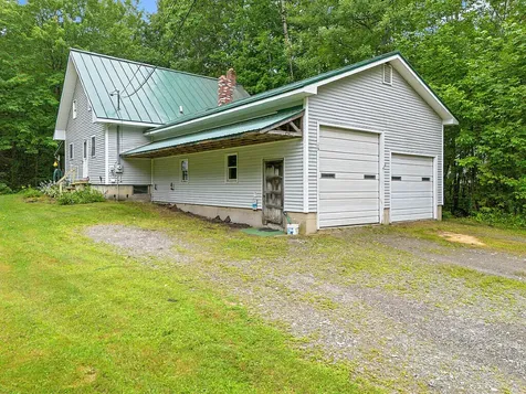 15 Cousins Road Albion ME 04910