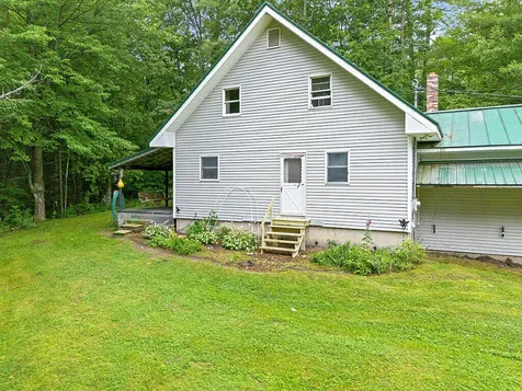 15 Cousins Road Albion ME 04910