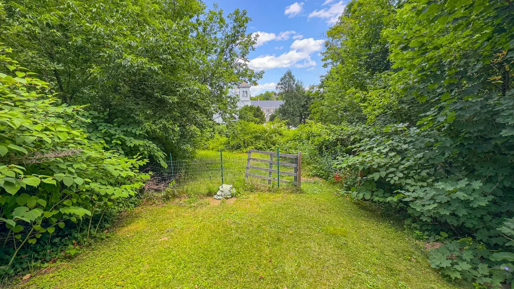 12 Walker Street Bridgton ME 04009