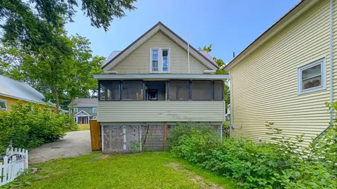 12 Walker Street Bridgton ME 04009
