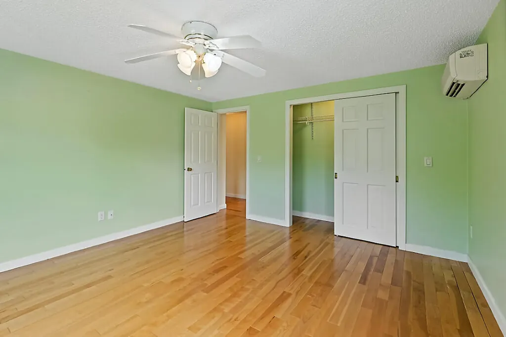 21 Eaton Drive Waterville ME 04901