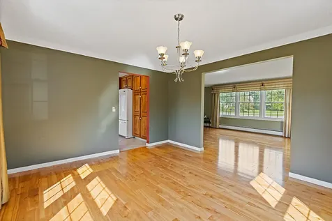 21 Eaton Drive Waterville ME 04901
