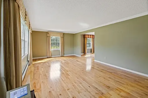 21 Eaton Drive Waterville ME 04901
