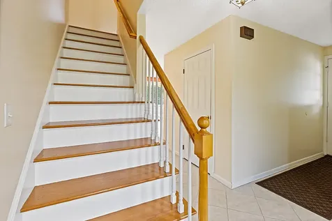21 Eaton Drive Waterville ME 04901