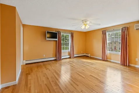 21 Eaton Drive Waterville ME 04901