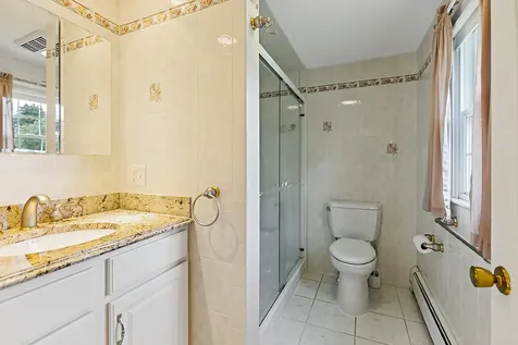 21 Eaton Drive Waterville ME 04901