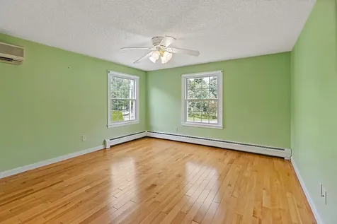21 Eaton Drive Waterville ME 04901