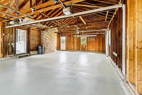 21 Eaton Drive Waterville ME 04901