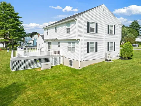 21 Eaton Drive Waterville ME 04901