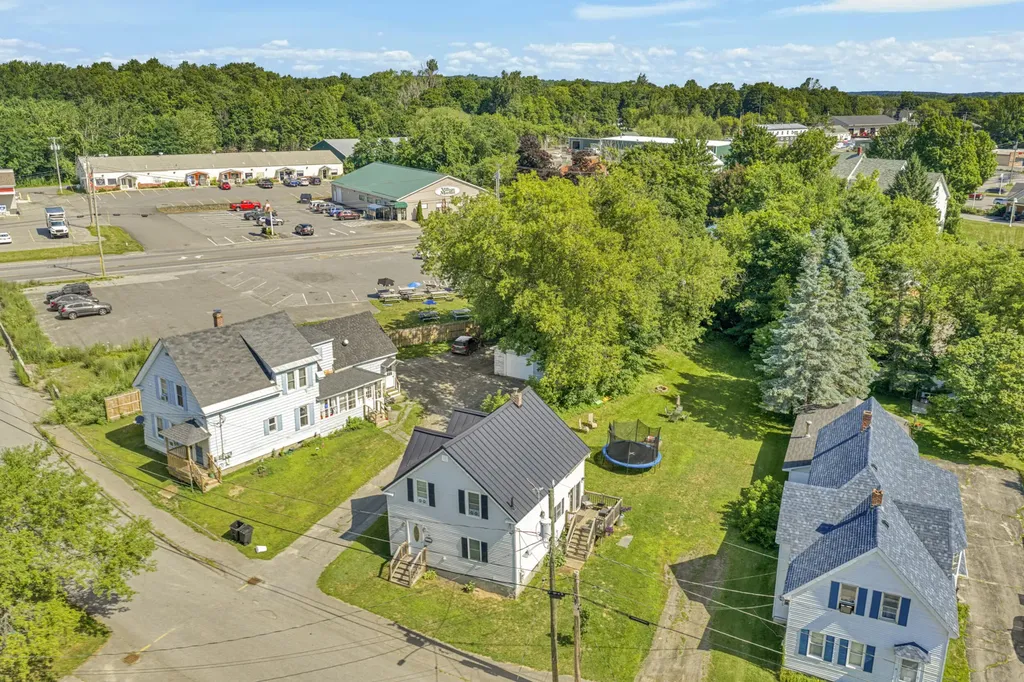 10 Pleasant Street Fairfield ME 04937