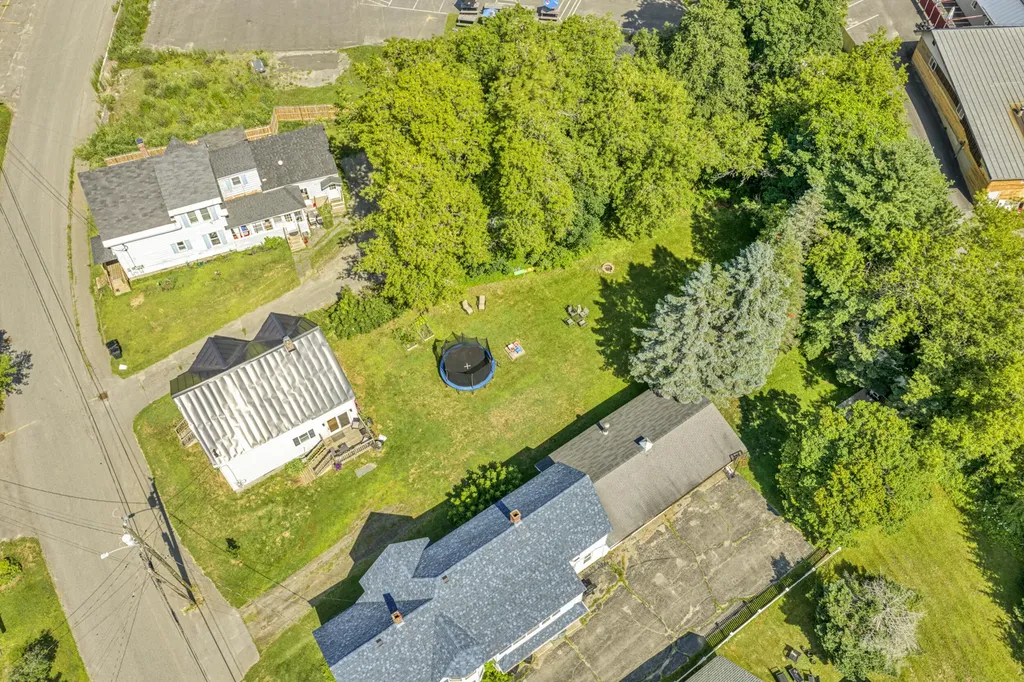 10 Pleasant Street Fairfield ME 04937