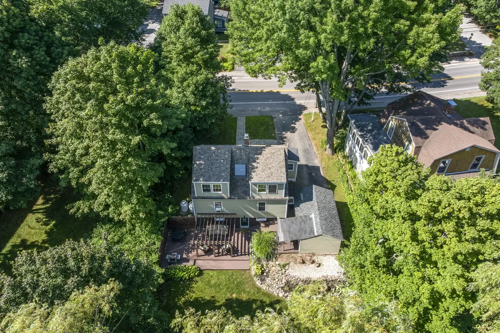 524 Cottage Road South Portland ME 04106
