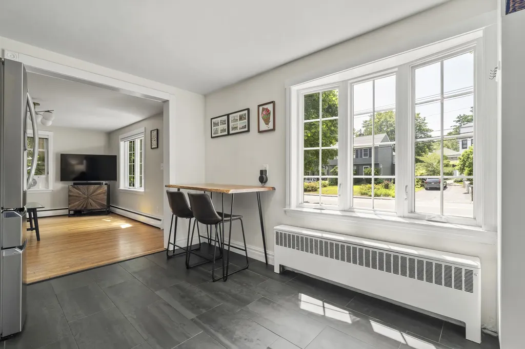 524 Cottage Road South Portland ME 04106