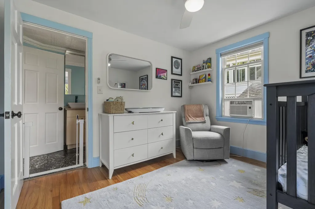 524 Cottage Road South Portland ME 04106