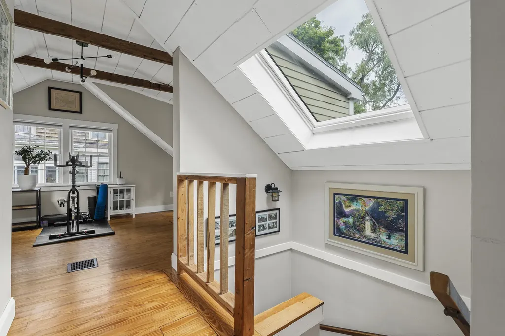 524 Cottage Road South Portland ME 04106