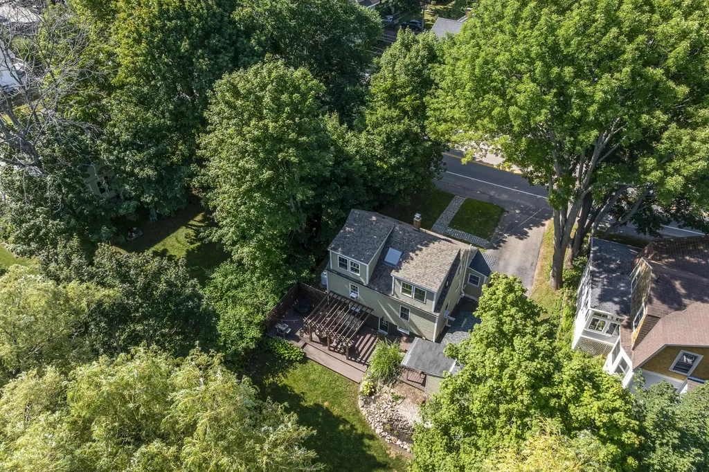 524 Cottage Road South Portland ME 04106