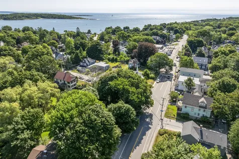 524 Cottage Road South Portland ME 04106