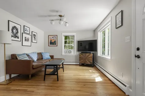524 Cottage Road South Portland ME 04106