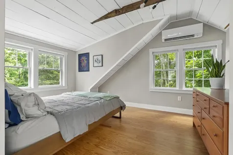 524 Cottage Road South Portland ME 04106