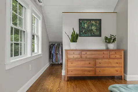 524 Cottage Road South Portland ME 04106