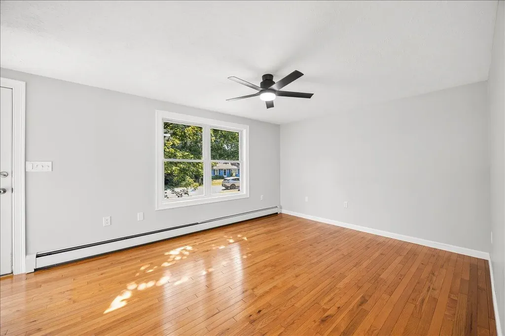 8 Running Brook Drive Sanford ME 04073