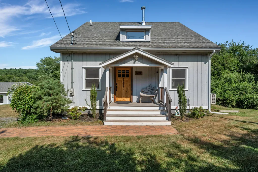 606 Main Road Phippsburg ME 04562