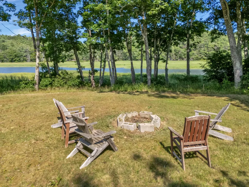 606 Main Road Phippsburg ME 04562