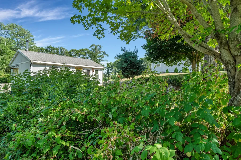 606 Main Road Phippsburg ME 04562