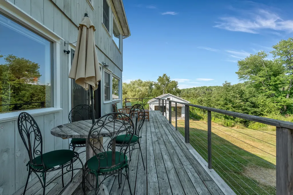606 Main Road Phippsburg ME 04562