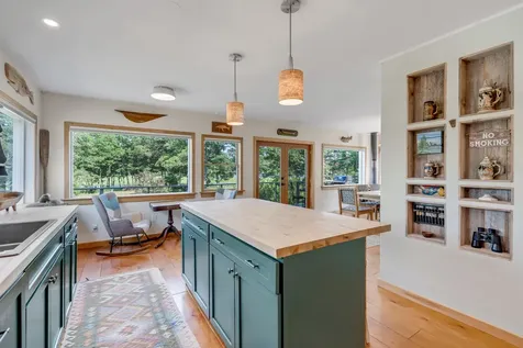 606 Main Road Phippsburg ME 04562