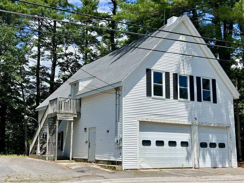 44 Allen Avenue Extension Falmouth ME 04105