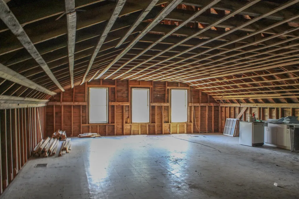 44 Allen Avenue Extension Falmouth ME 04105