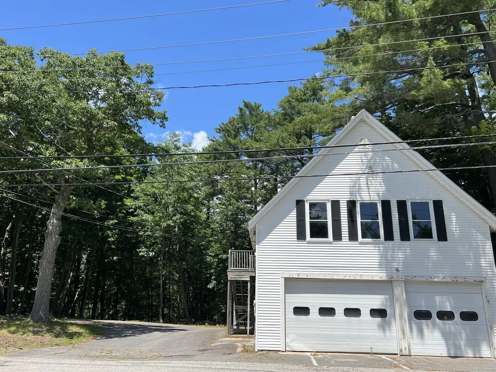 44 Allen Avenue Extension Falmouth ME 04105